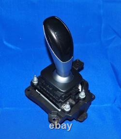 2017-2019 Alfa Romeo Giulia Automatic Transmission Gear Selector Floor Shifter