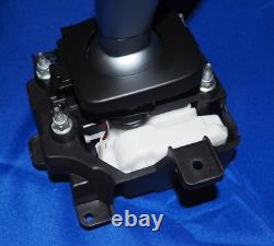 2017-2019 Alfa Romeo Giulia Automatic Transmission Gear Selector Floor Shifter