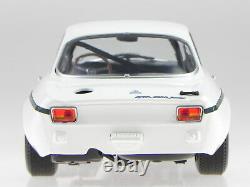 Alfa Romeo GTA 1300 Junior 1971 w diecast modelcar 155120021 Minichamps 118