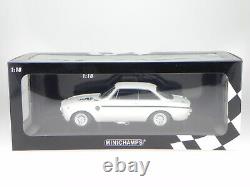 Alfa Romeo GTA 1300 Junior 1971 w diecast modelcar 155120021 Minichamps 118