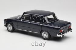 180120905 Alfa Romeo Giulia 1300 Bleu Minichamps 1/18