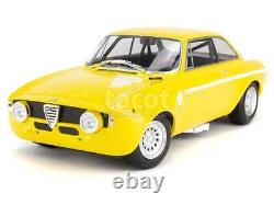 1971 Alfa Romeo GTA 1300 Junior Minichamps 1/18 - Traduction en français: 1971 Alfa Romeo GTA 1300 Junior Minichamps 1/18