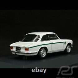 Alfa Romeo Gta Sprint 1965 1/43 Schuco 450934100

<br/> 
  <br/>
 Alfa Romeo Gta Sprint 1965 1/43 Schuco 450934100