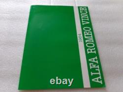 Alfa Romeo remporte une rare brochure de 1984 pour ses conducteurs Alfa Romeo équivalente au neuf