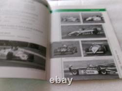 Alfa Romeo remporte une rare brochure de 1984 pour ses conducteurs Alfa Romeo équivalente au neuf